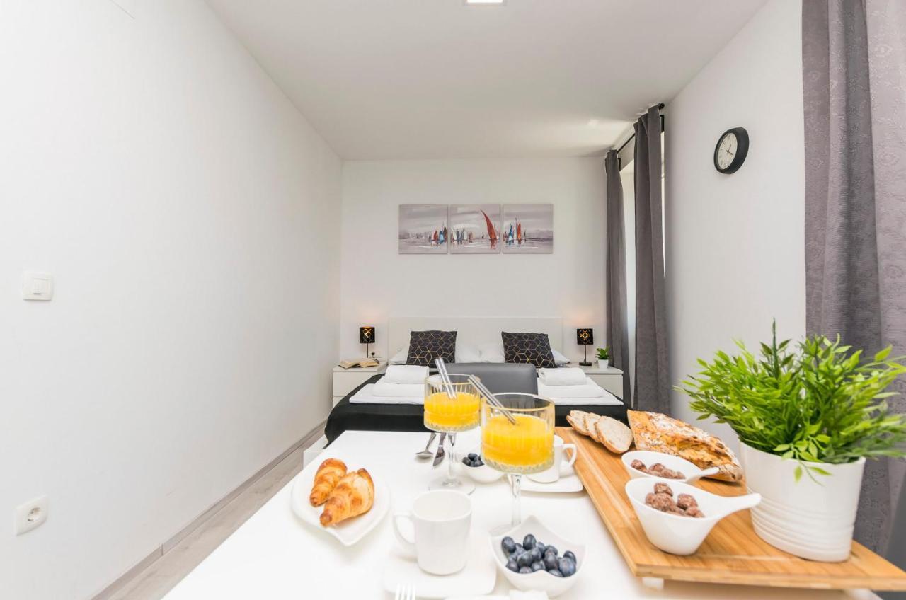 Apartments And Rooms Adriatic Suites Šibenik Extérieur photo