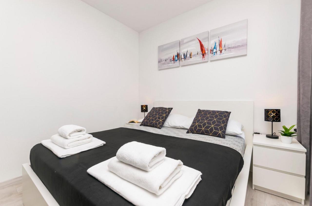 Apartments And Rooms Adriatic Suites Šibenik Extérieur photo