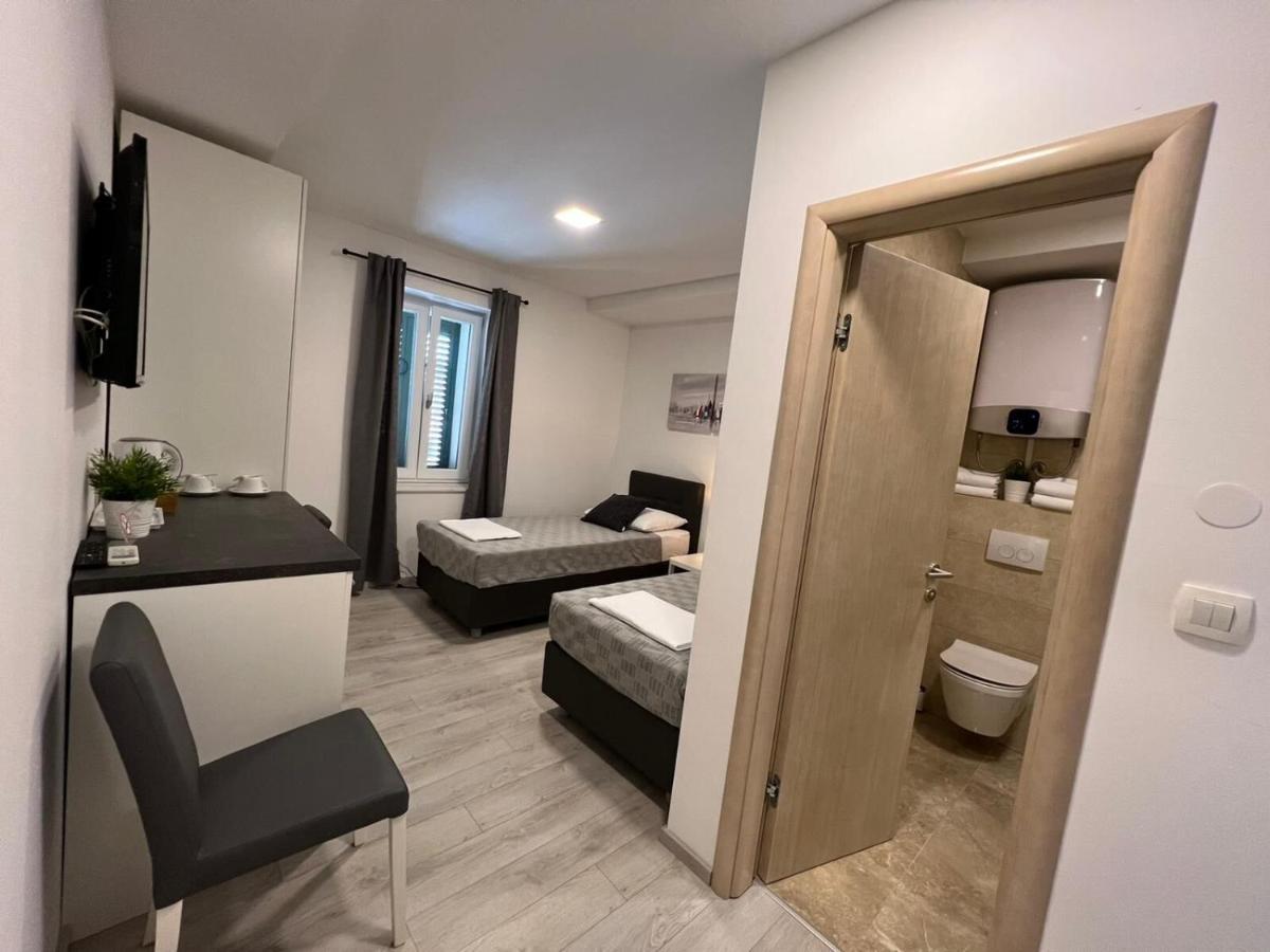 Apartments And Rooms Adriatic Suites Šibenik Extérieur photo