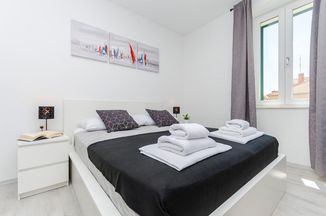 Apartments And Rooms Adriatic Suites Šibenik Extérieur photo