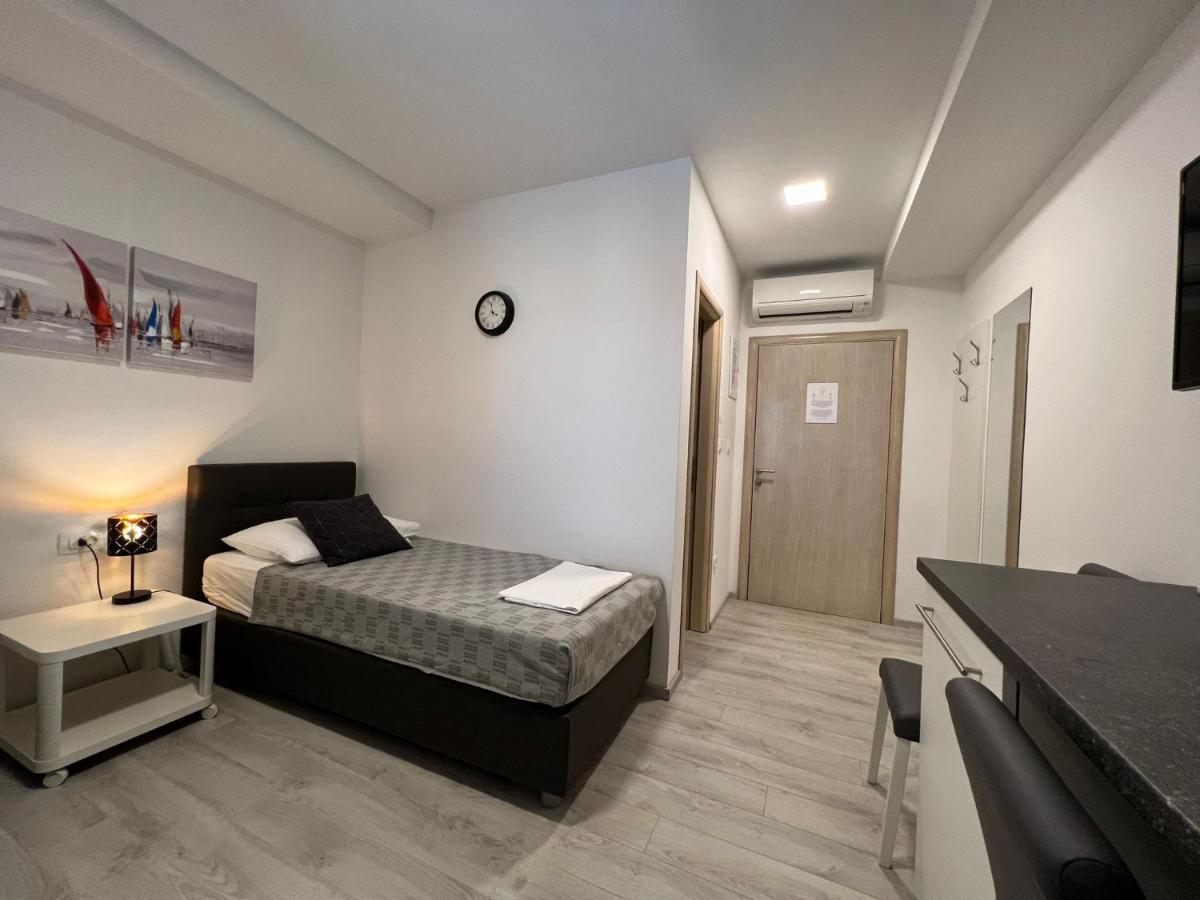 Apartments And Rooms Adriatic Suites Šibenik Extérieur photo